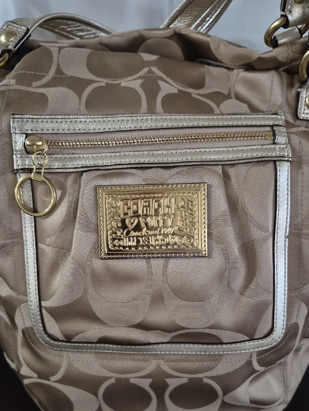 Coach - Picture 5 of 14